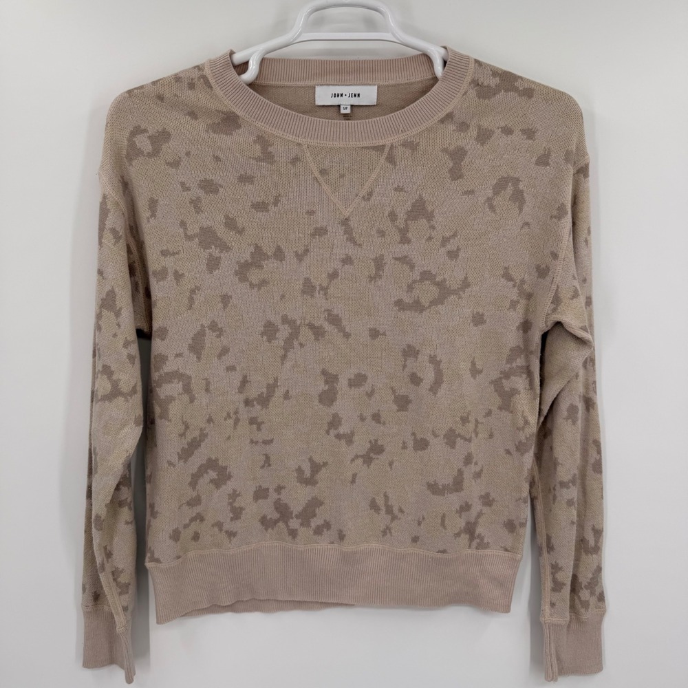 John + Jenn Tan Beige Leopard Print Crewneck Knit Sweater Small Revolve